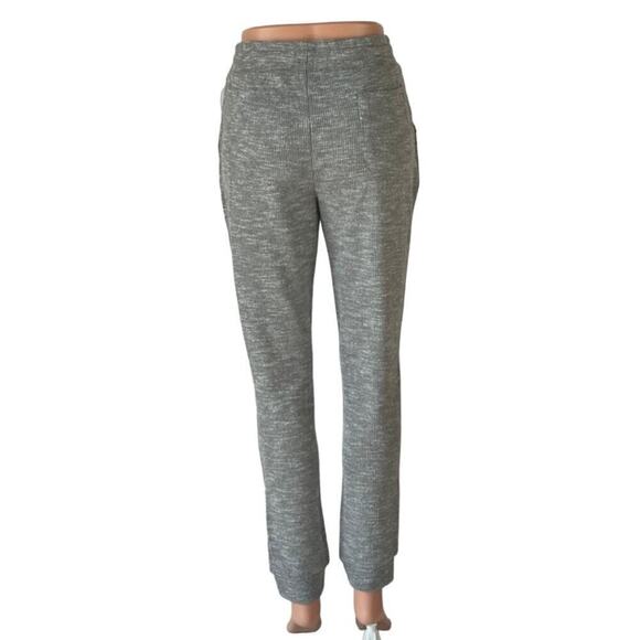Brushed Rib Lake Tahoe Jogger Pants with Pockets in Heather Grey - Picture 2 of 6